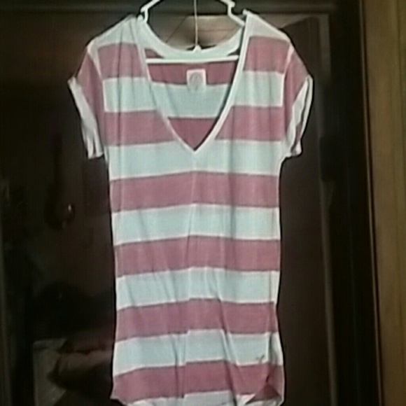 2 American Eagle Shirts - Picture 3 of 4